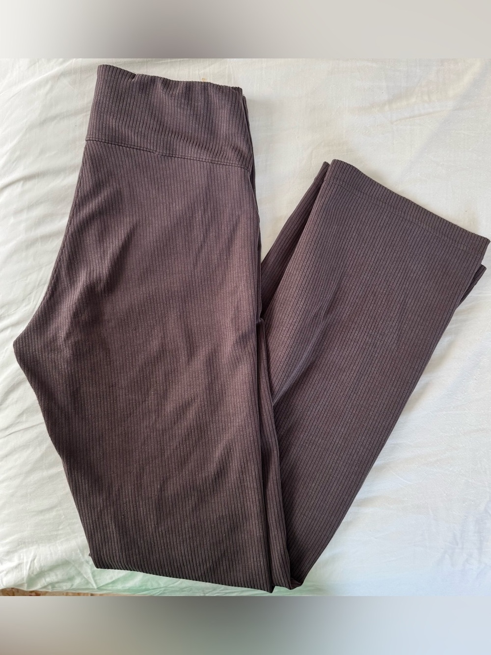 Lululemon Ribbed Bootcut Flare Bottom Leggings